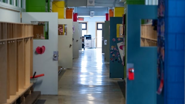 Ontario teacher shortage to worsen in 2027, ministry document warns | CBC News