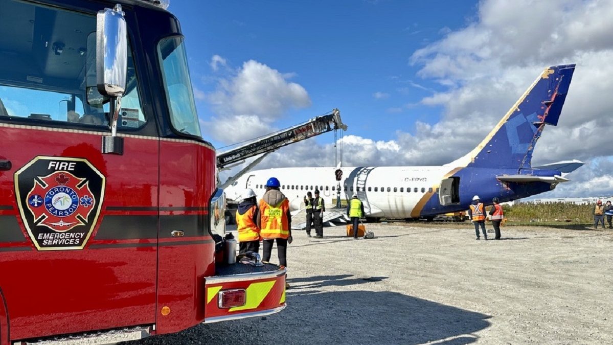 How Toronto Pearson International Airport crews train to recover damaged aircraft